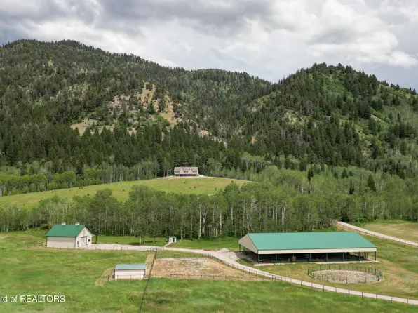 275 Woodland Dr, Turnerville, WY 83112