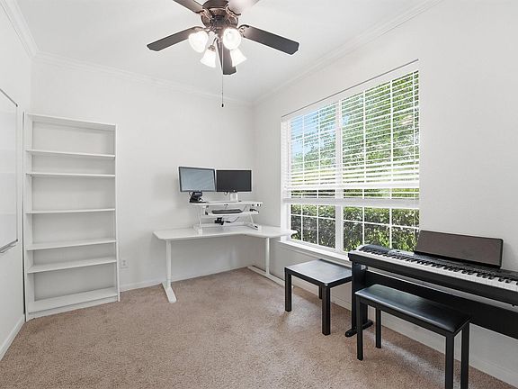 5th image of 115 S Rocky Point Cir