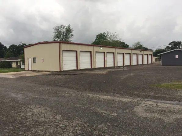 1105 Magnolia Ave, Pt Neches, TX 77651