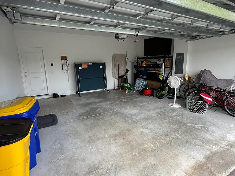 1653 NE Ocean Dunes Dr — Photo 21