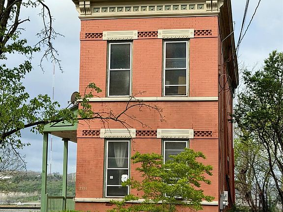 5th image of 2355 W McMicken Ave