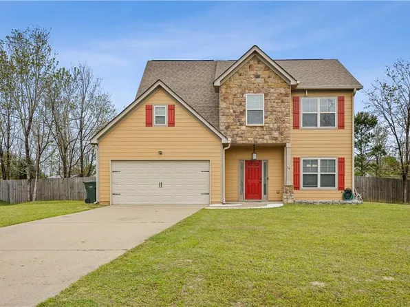 24 Churchhill Dr, Fort Mitchell, AL 36856