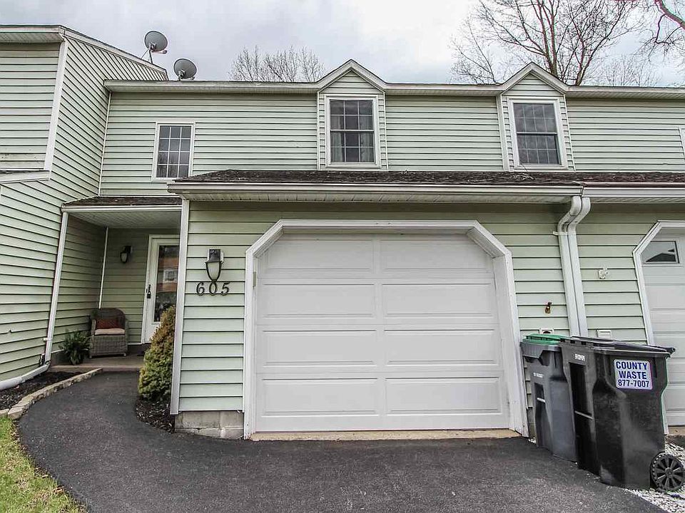 1st image of 605 Elk Cir