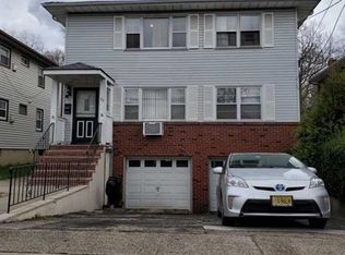 30 Pine St, Bloomfield, NJ 07003