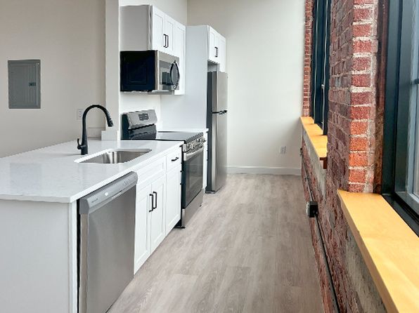 120 Water St APT 3509, North Andover, MA