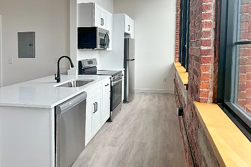 120 Water St Photo 1