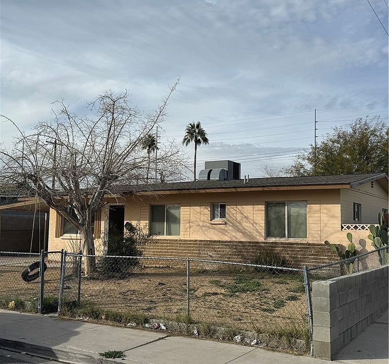 1st image of 5208 Forrest Hills Ln