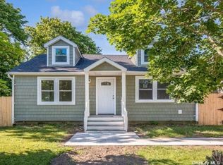 68 Spar Dr, Mastic Beach, NY 11951