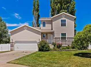 846 W 1930 N, Clinton, UT 84015