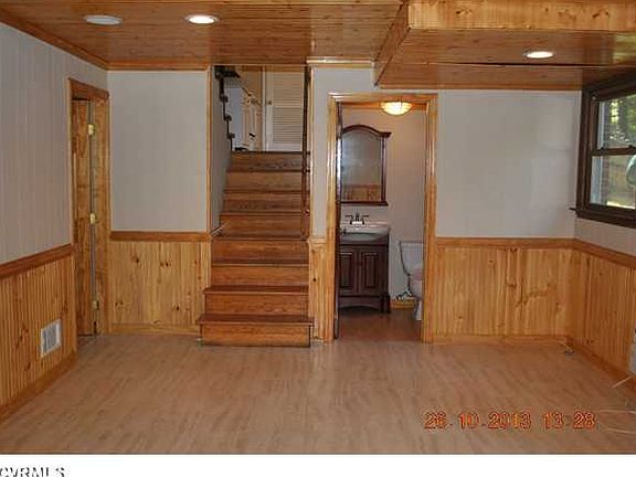 5th image of 216 N Pinetta Dr