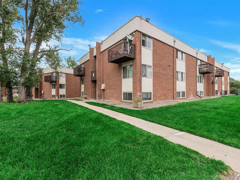 Bear Valley Club Condominiums - 3613 S Sheridan Blvd Denver CO | Zillow