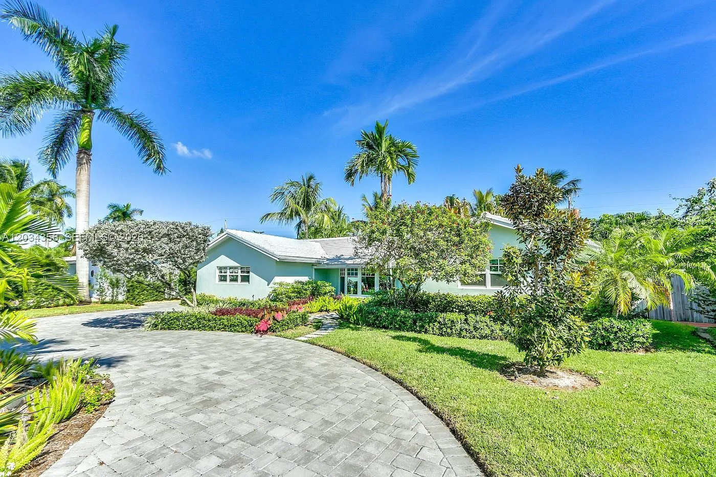 Coral Ridge Isles — Photo 2
