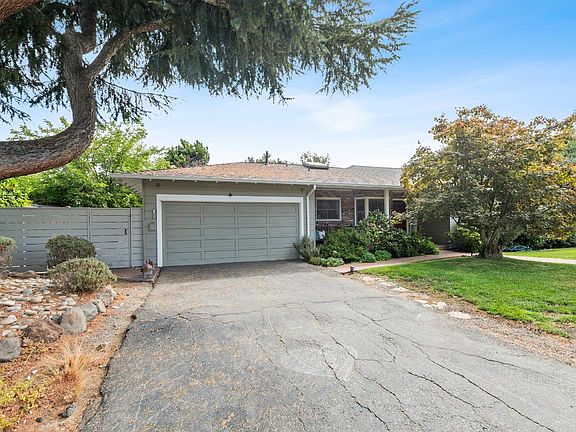 2nd image of 1340 Hillview Dr