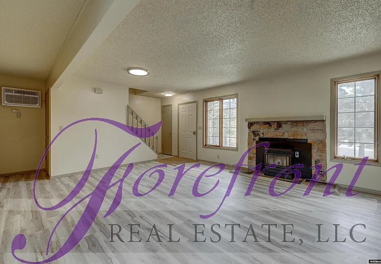 6321 Buckboard Rd #F — Photo 2