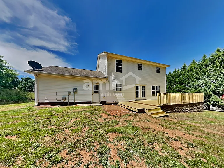 5 Natalie Ct — Photo 22