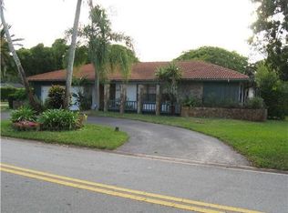 144 NW 83rd Way, Coral Springs, FL 33071
