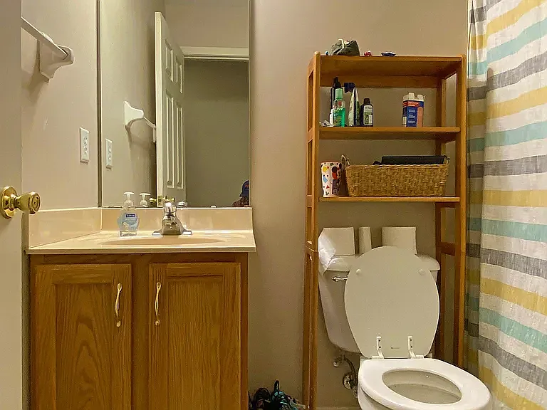 85 W Waterbury Dr — Photo 17