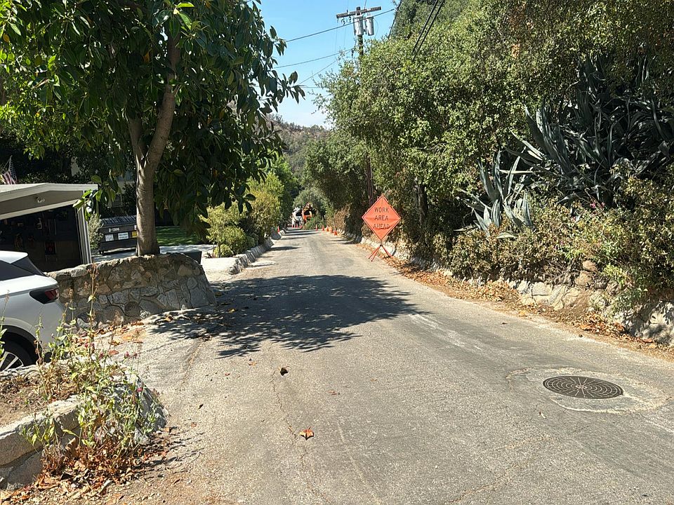 2nd image of 1266 Country Club Dr