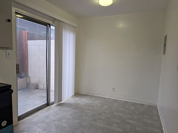 4th image of 803 N Stimson Ave #1/2