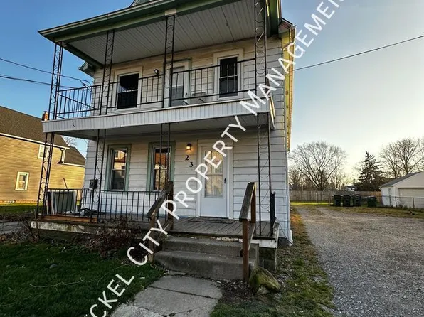 23 Laverack Ave APT 1, Depew, NY 14043