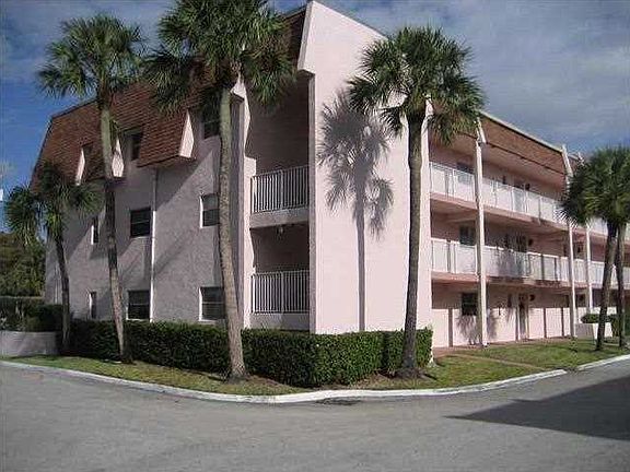 4th image of 8000 Lagos De Campo Blvd #A-302
