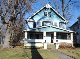 12562-64 W Clifton Blvd, Lakewood, OH 44107