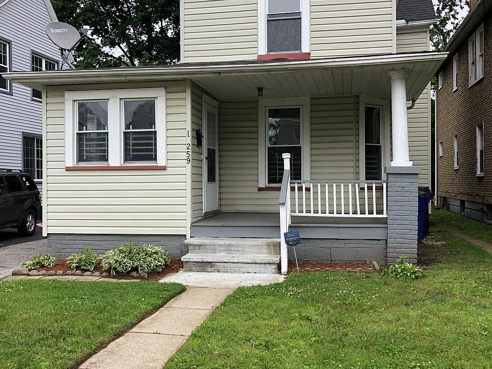 1st image of 1259 E 113th St