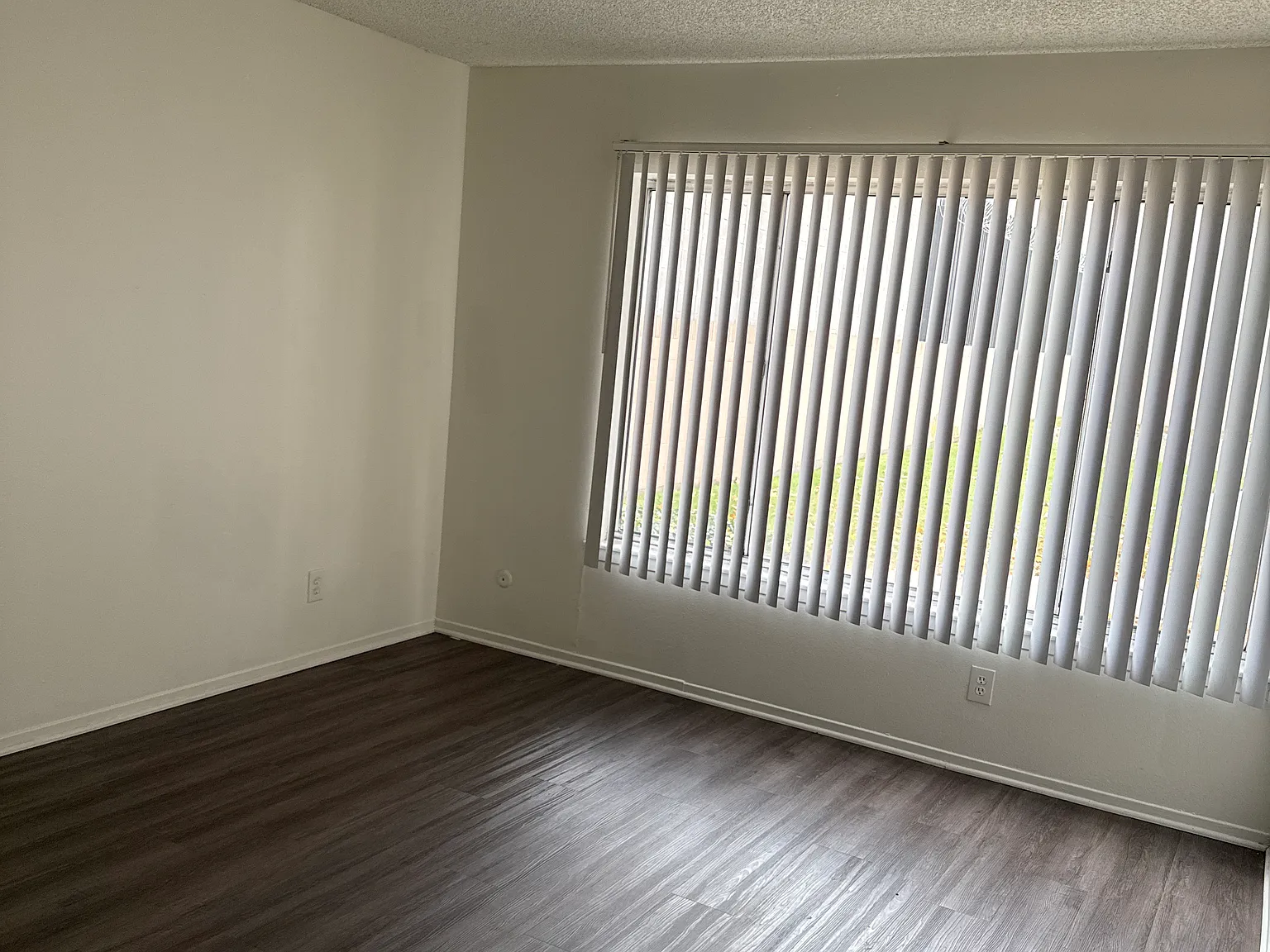 2 bed, 860 sqft, $2,395 — Photo 1