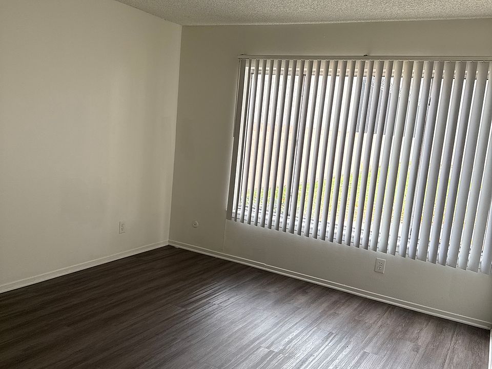 1st image of 14133 Lemoli Ave #6