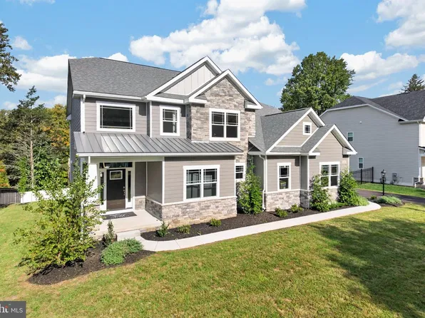119 Bella Dr, Marple Township, PA 19008