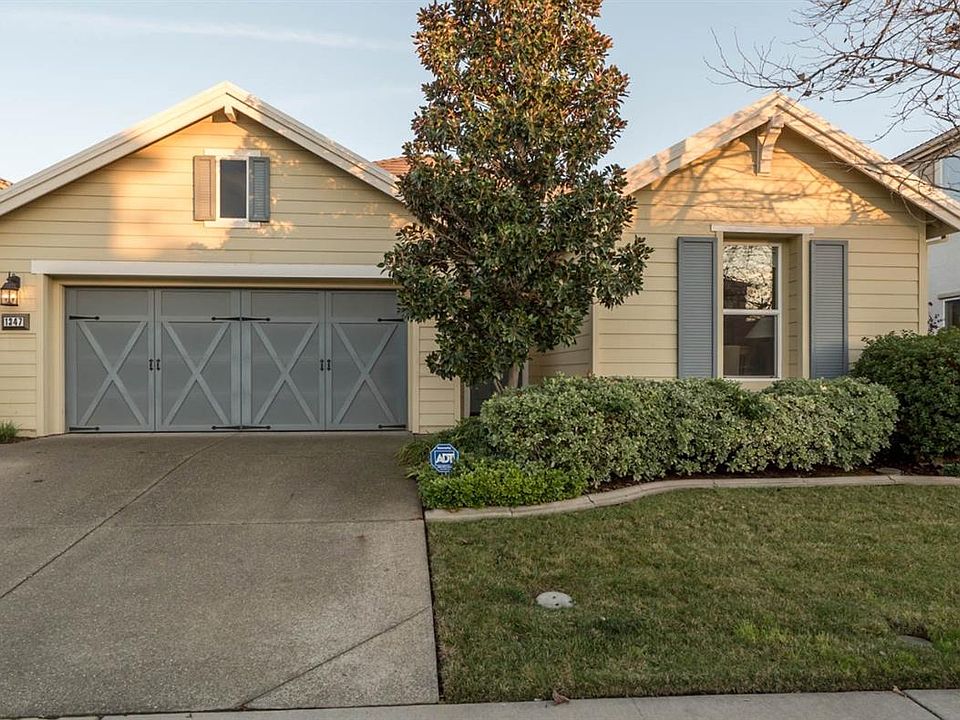 2nd image of 1347 Stoney Cross Ln