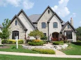 61 Deer Ln, Lemont, IL 60439