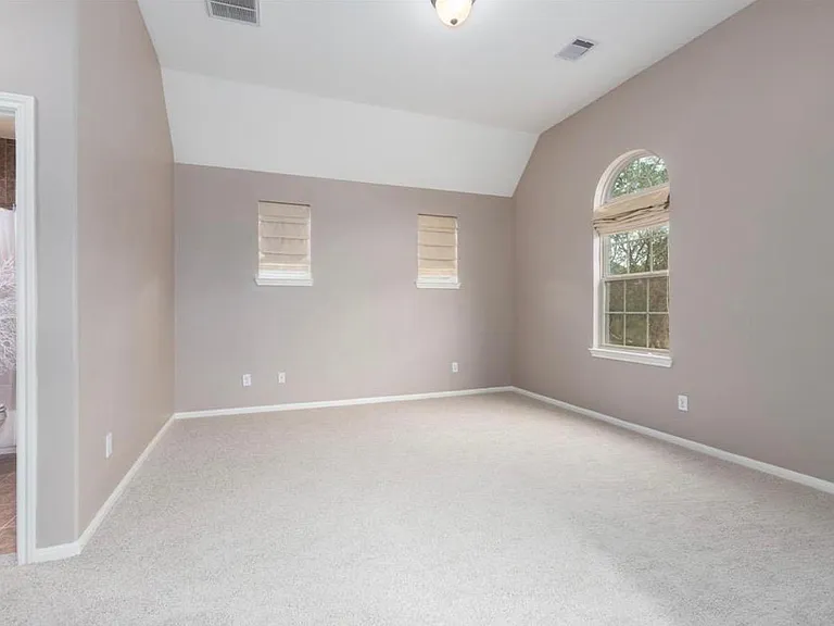 2207 Bayou Cove Ln — Photo 21