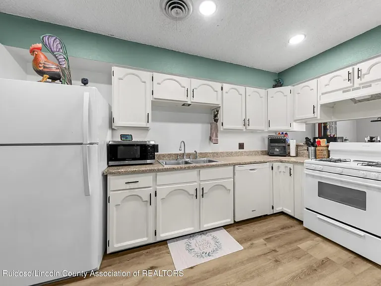 119 Chaparral Dr — Photo 14