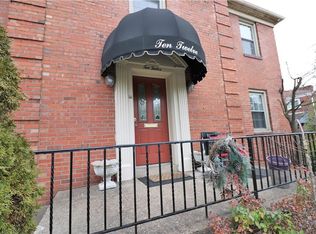 1012 Cochran Rd, Pittsburgh, PA 15243