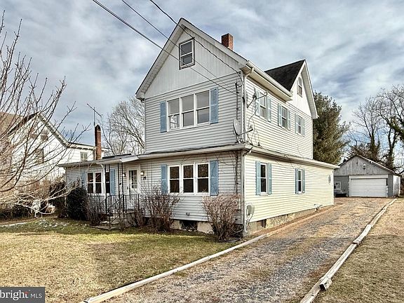 4th image of 26 Market Ln