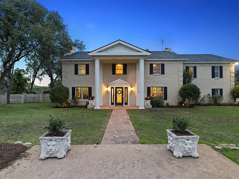 17700 N Rim Dr — Photo 6