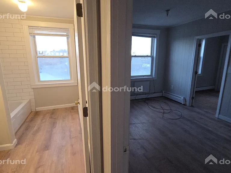 318 Central St #8 — Photo 13