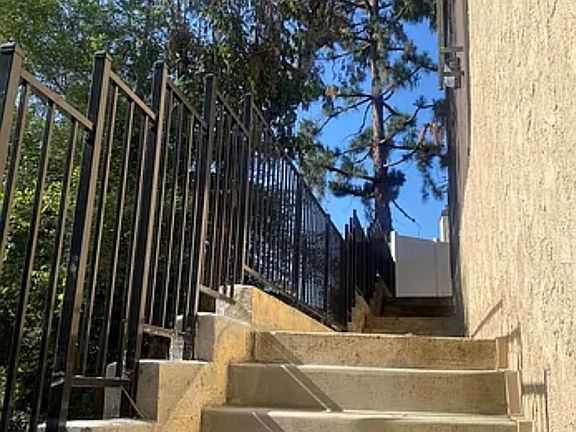 2nd image of 1820 Garvey Ave #8