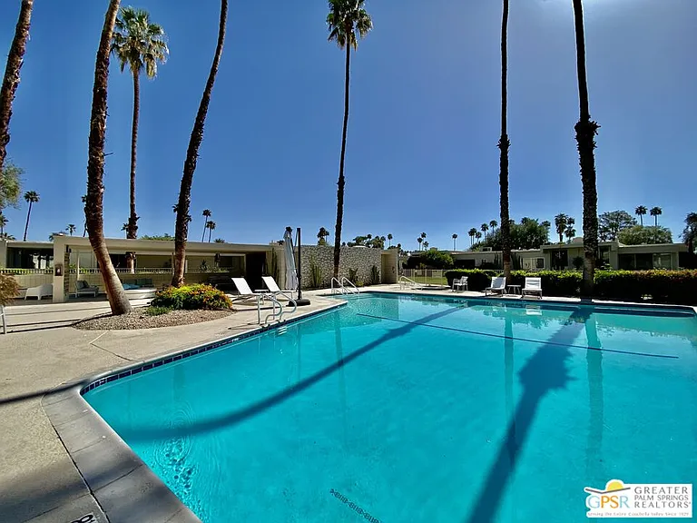 16 Lakeview Cir — Photo 12