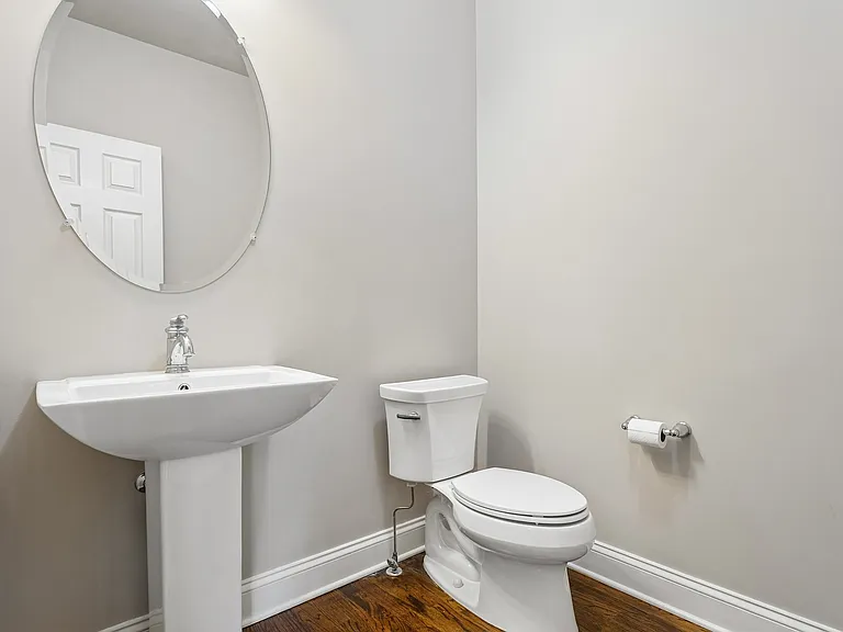 36 Bloomfield Ave — Photo 11