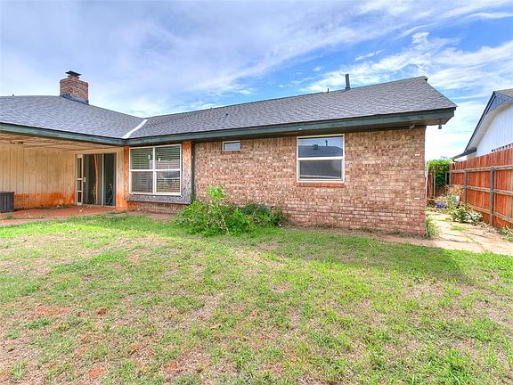 3rd image of 6605 Stonycreek Dr