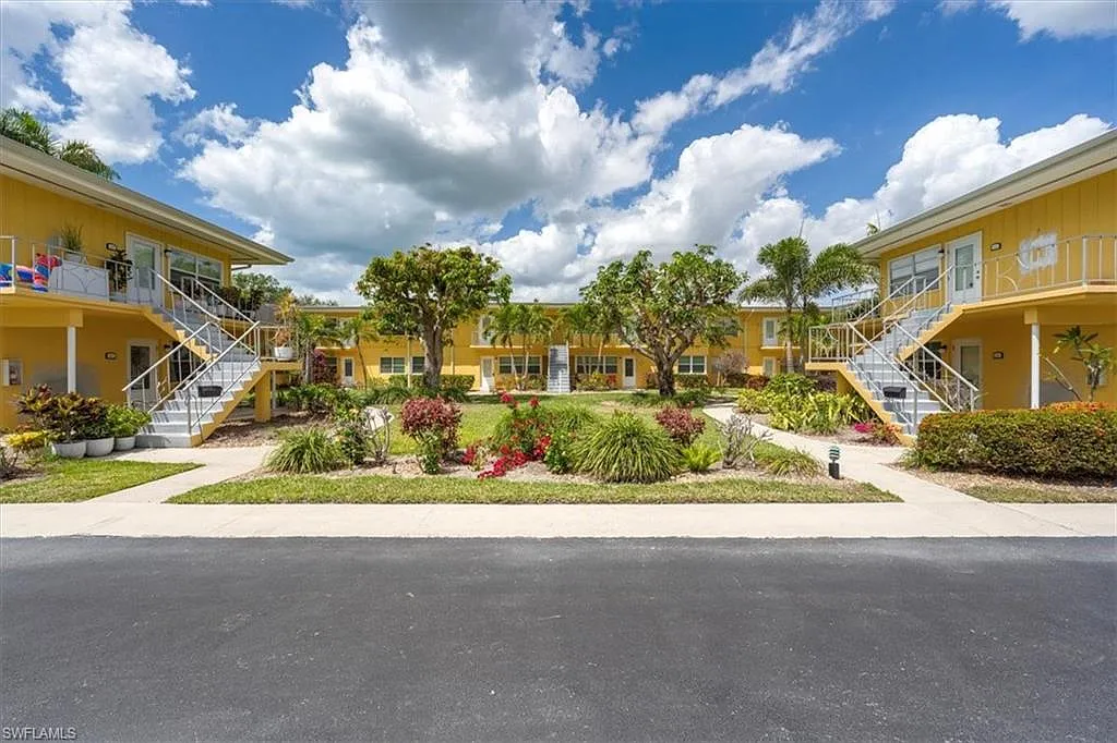 1 bed, 1.0 bath, 500 sqft, $2,500 — Photo 2