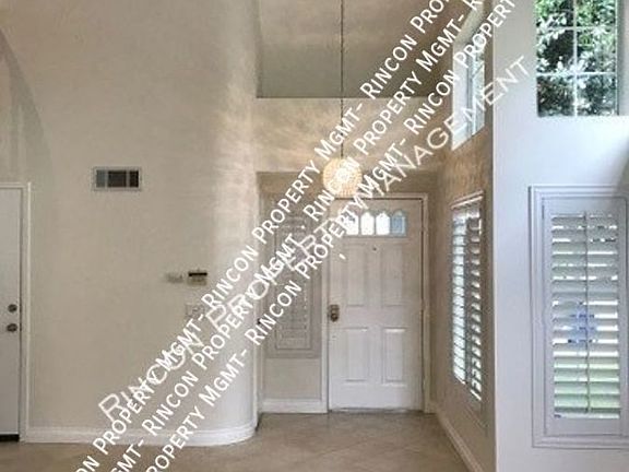 3rd image of 2536 Seashore Ct