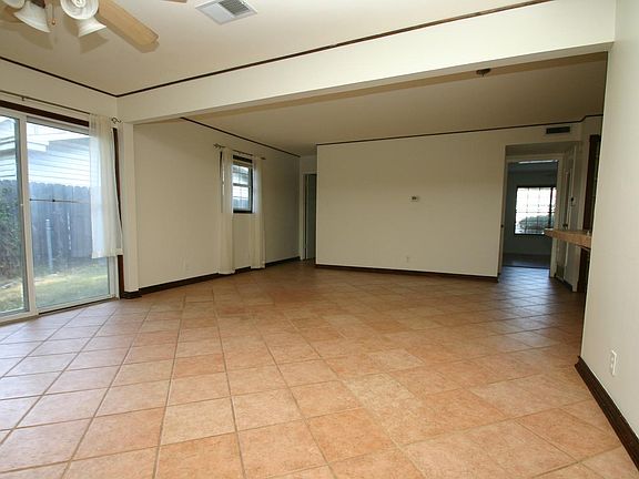 Oversized Living room