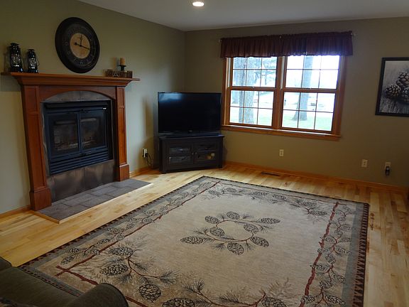 5th image of 3703 N Sadler Dr