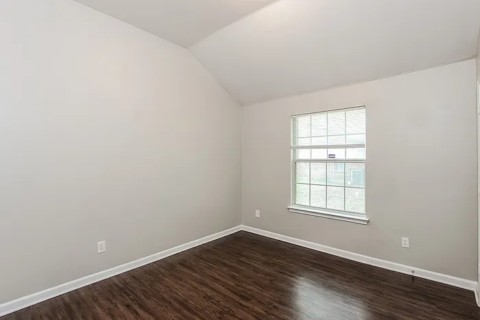 1618 Allen Dr — Photo 14