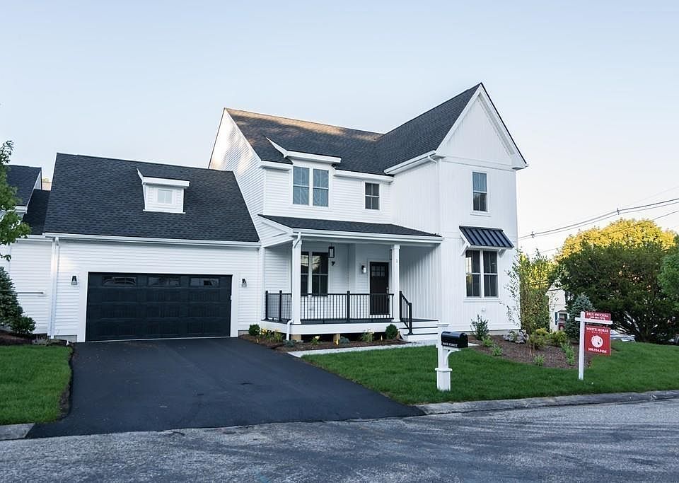 1st image of 1 Rice St #1