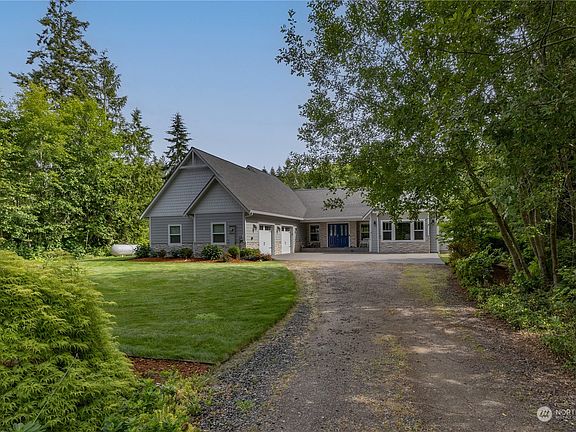 4th image of 8535 NE Broughton Court
