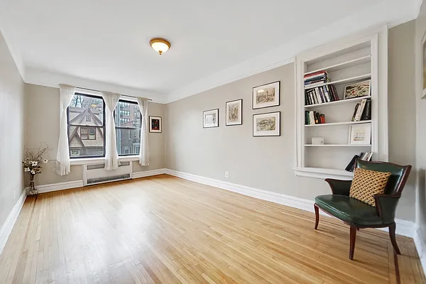 Sold by REMAX Elite | media 37